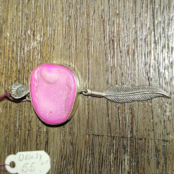 New Sterling Silver Pink Druzy Feather Pendant - Picture 1 of 6
